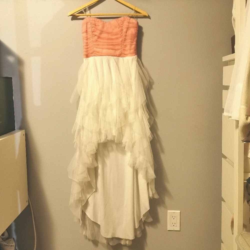 Teeze Me Ruffled High-LowDres - Picture 2 of 10